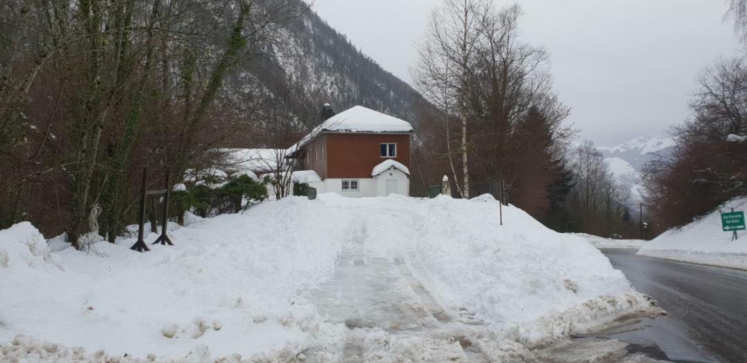 Ferienwohnung Le Valentin Eaux-Bonnes Exterior foto